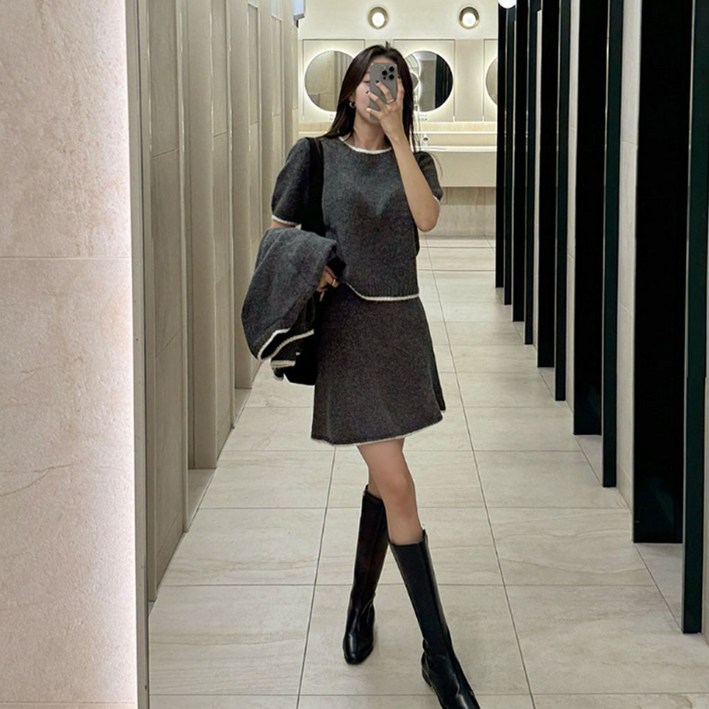 떳다그녀 케어리 울 니트셋업 배색 쓰리피스 가디건 반팔티셔츠 미니스커트 세트