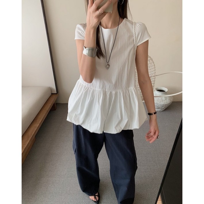 서진맘 여성 시크 프렌치 꽃봉오리 밑단 반팔 블라우스