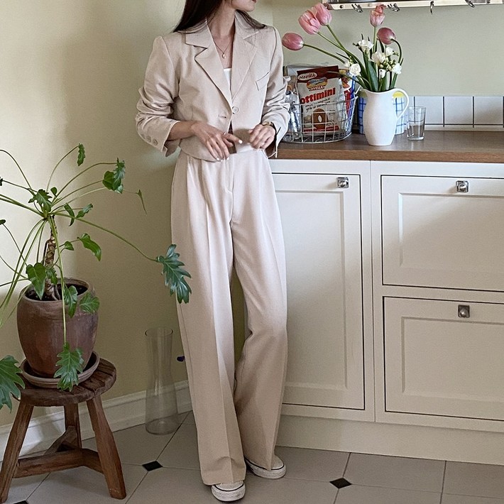 큐니티 여성 크롭자켓핀턱 와이드슬랙스 셋업