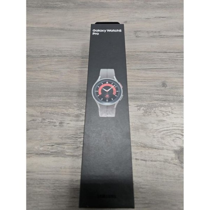 삼성 갤럭시 워치 5 프로 45mm LTE 스마트워치, 티타늄 프레임, 사파이어 크리스탈 글라스, 바디, 건강, 피트니스, 수면 추적, GPS 경로 향상된 배터리, 미국 버전,