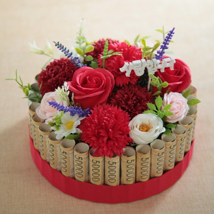 플로르가든 완성형 프리미엄 카네이션 돈케이크 돈나오는 돈다발 케이크 돈케익 어버이날 현금선물