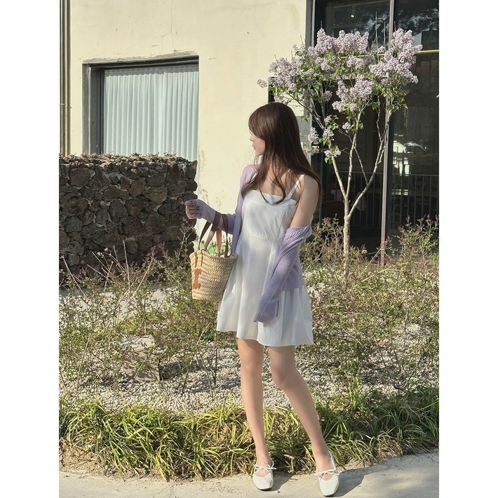 이삼사 코튼 끈나시 뷔스티에 바캉스 미니 원피스 2컬러 이삼사 코튼 끈나시 뷔스티에 바캉스 미니 원피스 2컬러