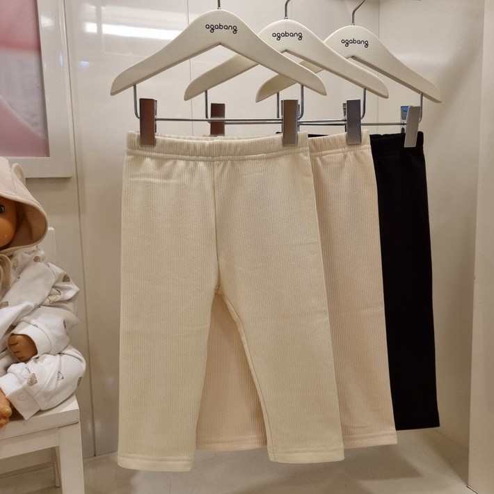 아가방 NC엑스코점 이월 40 완전강추 심플한 디자인 다양하게 코디하기 좋은 부드럽고 따뜻한 기모안감 제프밍크골지레깅스 쫄바지 유아기본레깅스