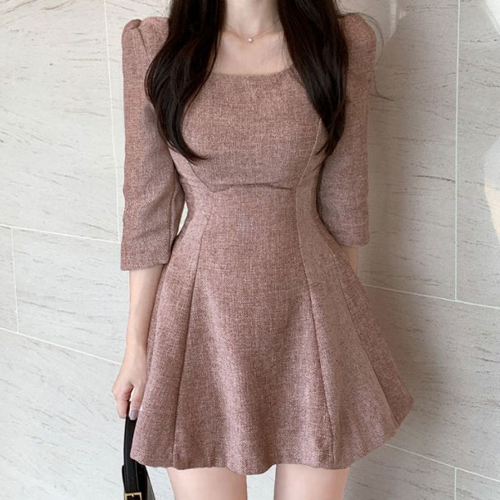 랜덤플레이 스퀘어넥 여친룩 플레어 미니원피스