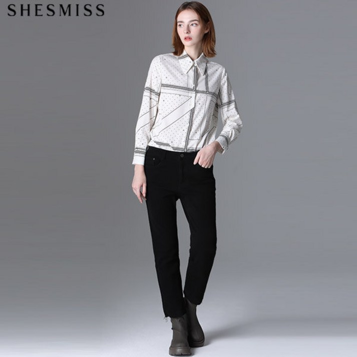 쉬즈미스 컷팅 슬림 데님 팬츠  택가격  158000원