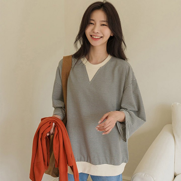 저스트원 롱박스핏 단가라 7부 맨투맨티 저스트원 롱박스핏 단가라 7부 맨투맨티