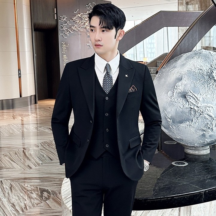 Enyofe 남성용 투버튼 캐주얼 쓰리피스 겨울 정장세트 재킷조끼바지 면접 기획 남자수트 3피스 결혼식 하객 남성 슈트 남자 가을검은 양복 세트3컬러