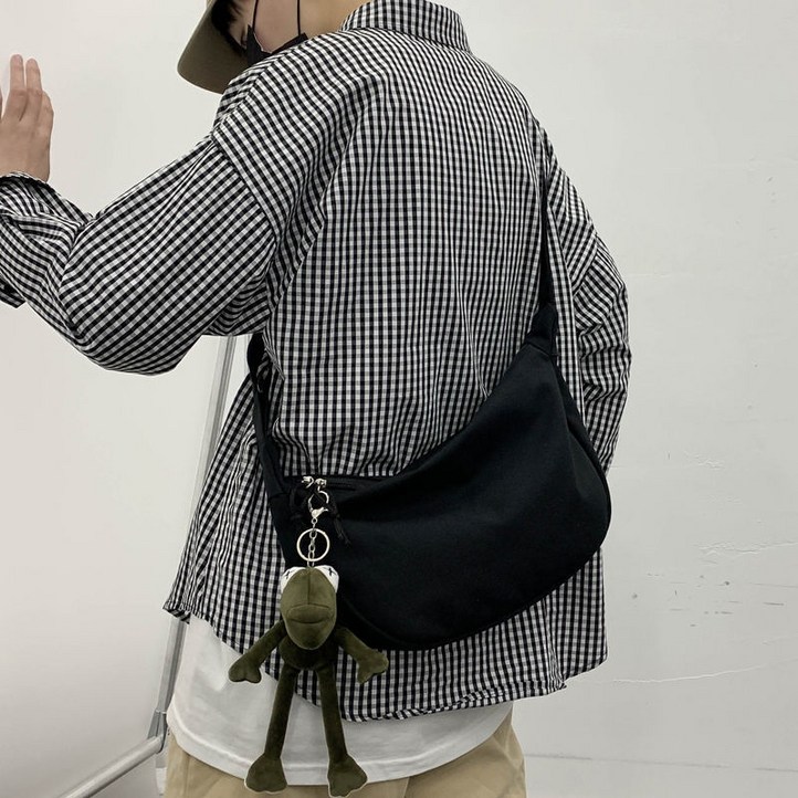수지나 데일리 캔버스 크로스백 수지나 데일리 캔버스 크로스백
