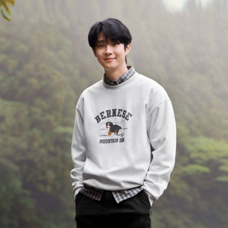 프로젝트엠 공용 세미오버핏 그래픽 맨투맨 EPF3TR3950