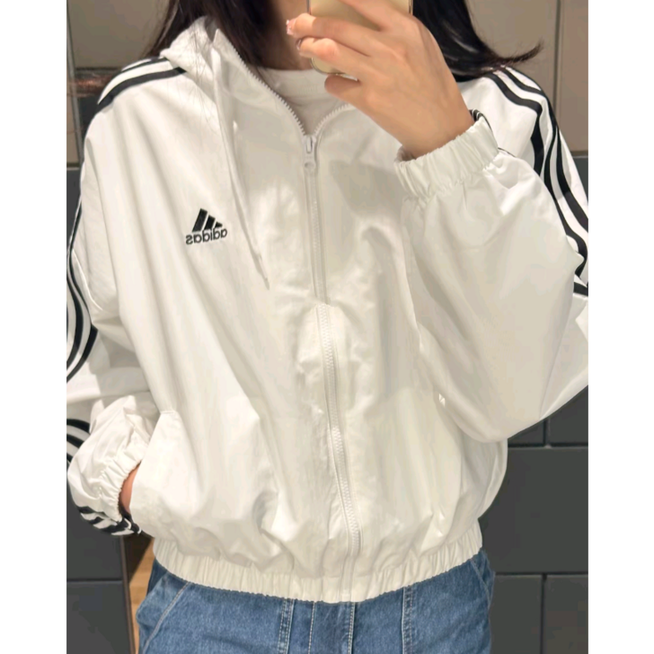 아디다스 ADIDAS 퍼포먼스 우먼스 에센셜 3S 우븐 윈드브레이커 여성바람막이 윈드브레이커 크롭바람막이 삼선바람막이 환절기겉옷 봄가을바람막이 환절기아우터 HT3399IC0560