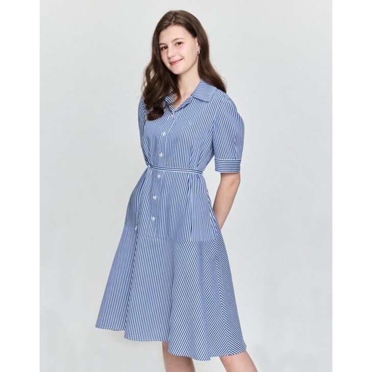 백화점 헤지스레이디스 특가25SSHSDR5B403 경량 오픈카라 스트라이프 반팔 원피스 블루 103130
