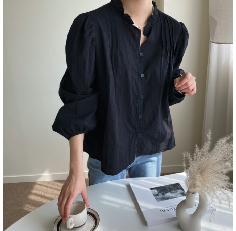 여성 프릴카라 블랙 화이트 블라우스